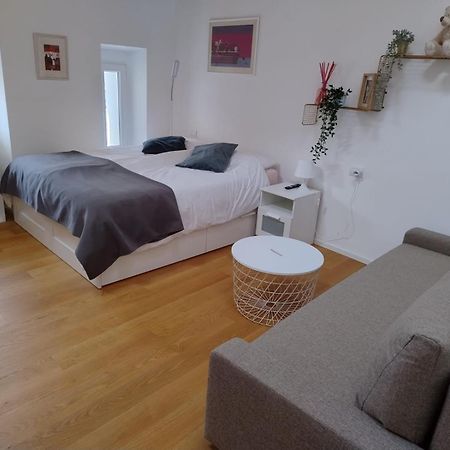 Boutique Apartments Cecilia Трієст Екстер'єр фото