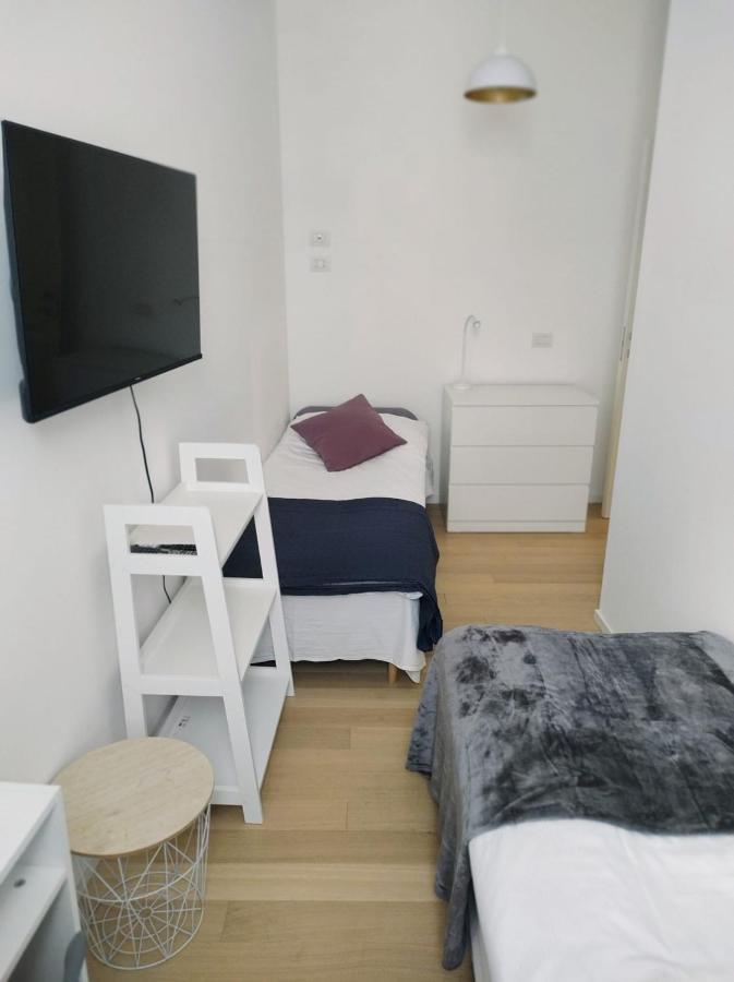 Boutique Apartments Cecilia Трієст Екстер'єр фото