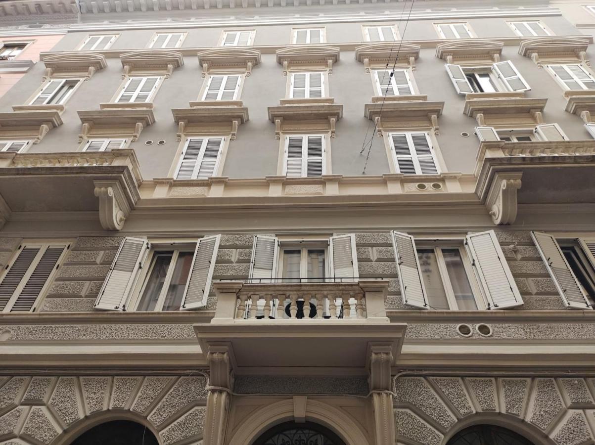 Boutique Apartments Cecilia Трієст Екстер'єр фото