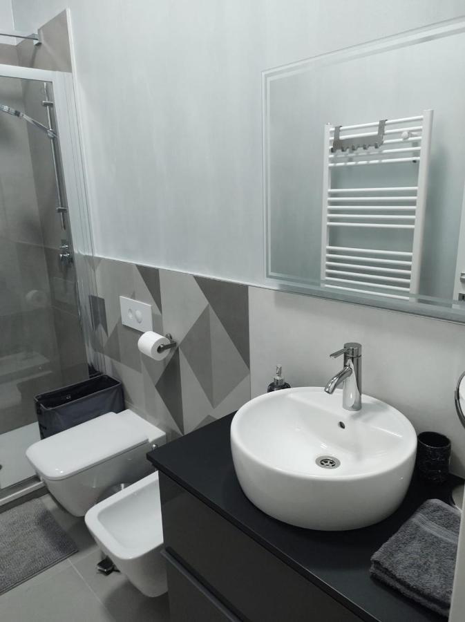 Boutique Apartments Cecilia Трієст Екстер'єр фото