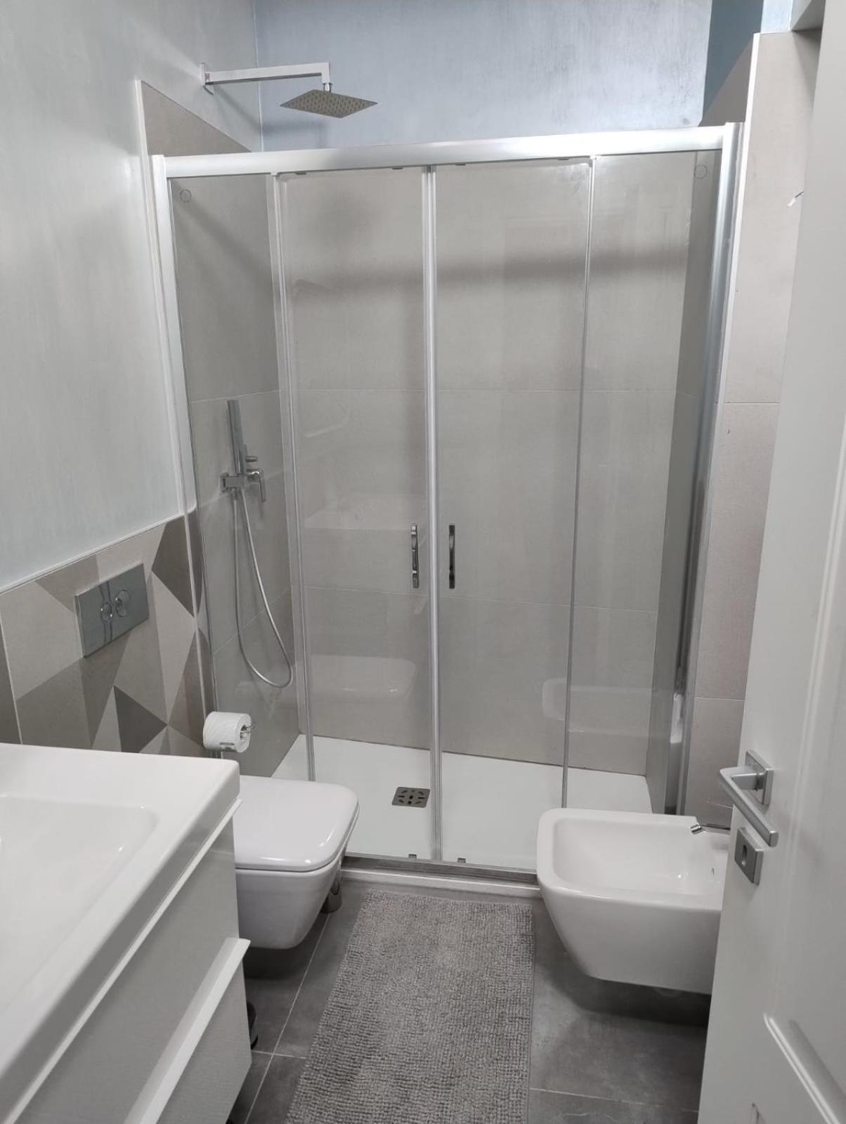 Boutique Apartments Cecilia Трієст Екстер'єр фото