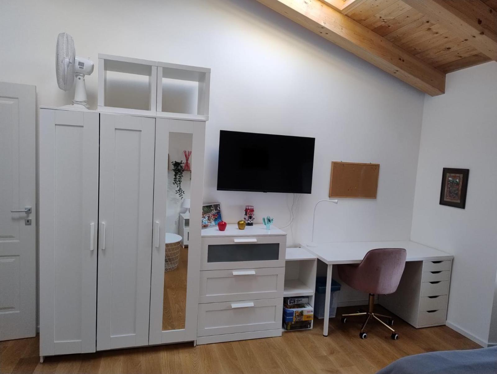 Boutique Apartments Cecilia Трієст Екстер'єр фото